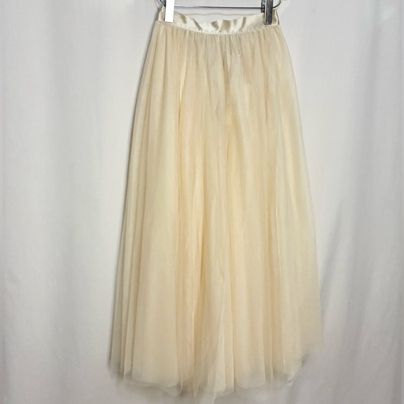 NEW. Reformation Prisca Skirt. NWT - Picture 7 of 15